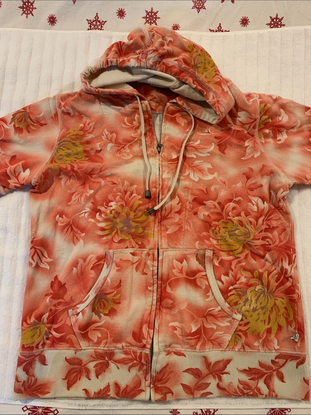 Chico’s Zenergy Floral (Chrysanthemum)Coral Zip-Up Hoodie Kangaroo Pockets​